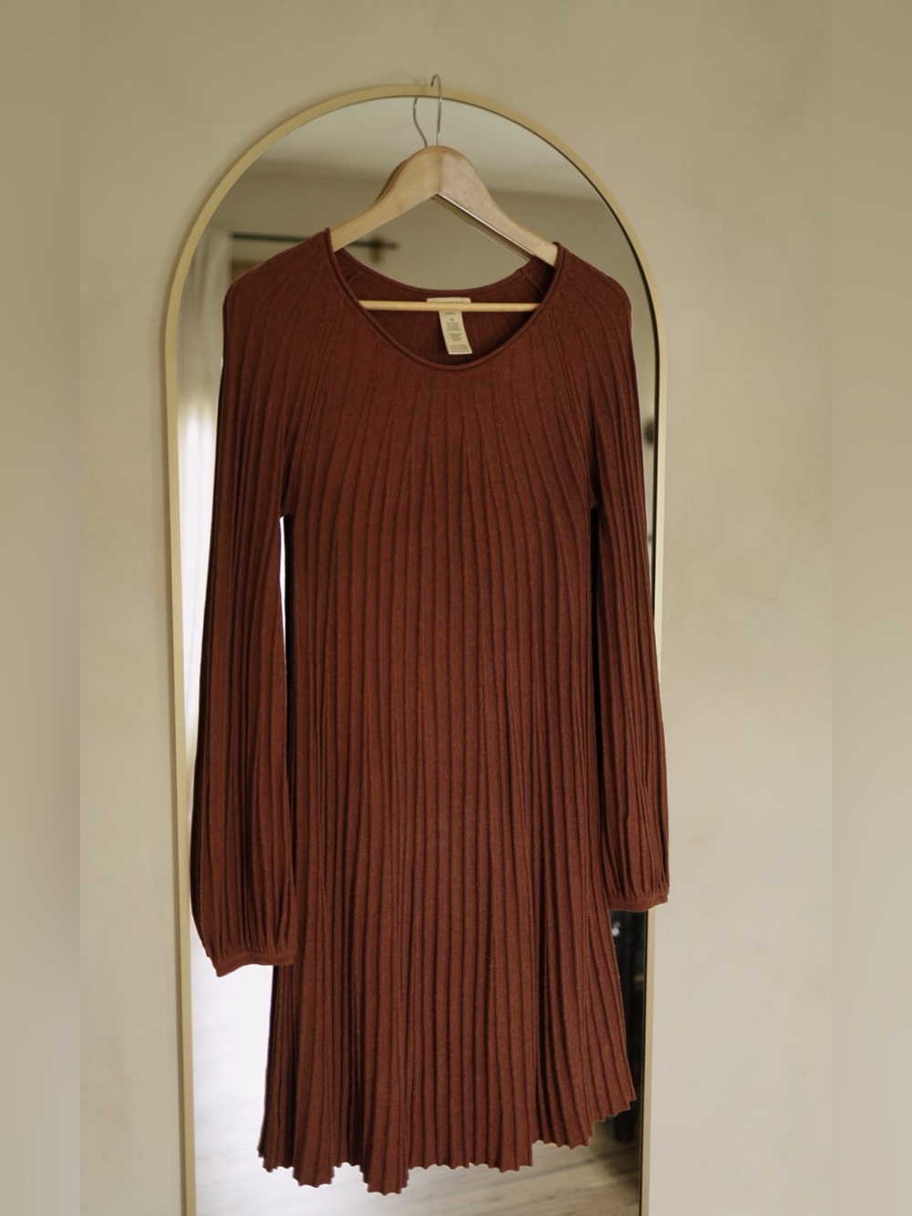 Ribbed Long-Sleeve Women’s Dress in Rust